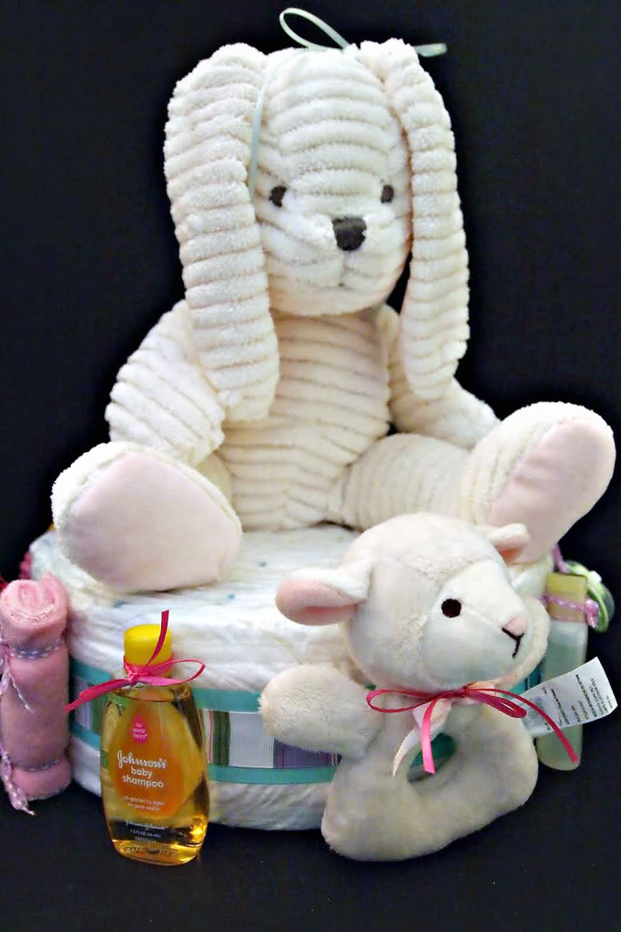 Great Giveaway – Personalized Diaper Cakes