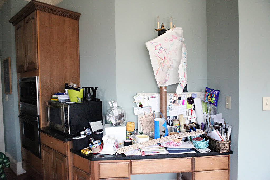 Dorm Room Organization Ideas That Reduce Clutter - Basically Becca Sue