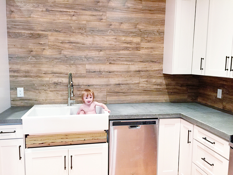 Laminate Flooring Backsplash It Looks Like Wood Bower Power