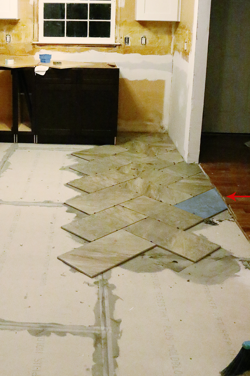 Tips To Lay A Herringbone Pattern Tile, How To Tile Herringbone Pattern Floor