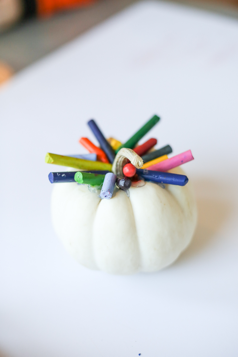 Toddler Crayon Pumpkin Craft - Bower Power-2
