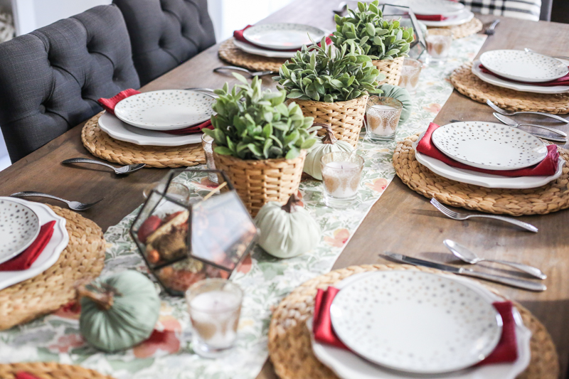 Thanksgiving tablesetting fall tablescape 2017 - Bower Power-11