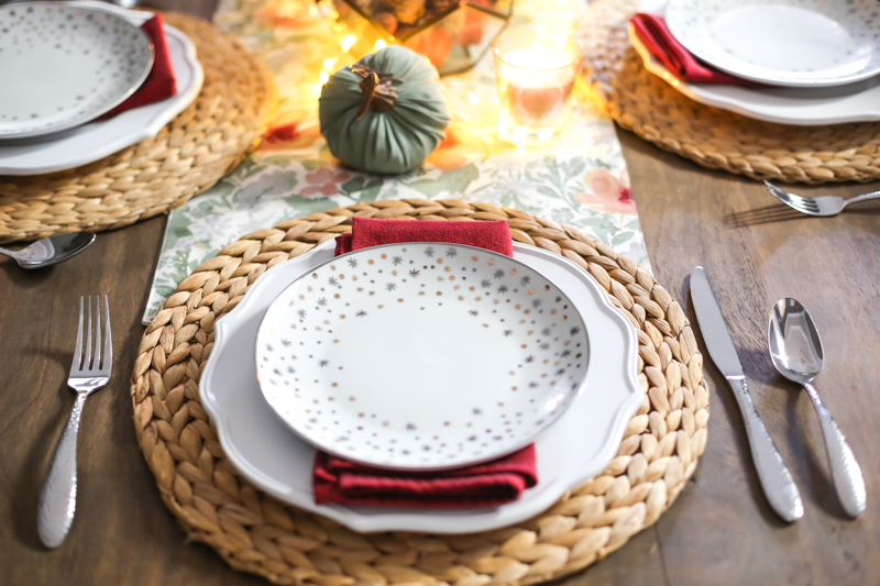 Thanksgiving tablesetting fall tablescape 2017 - Bower Power-2
