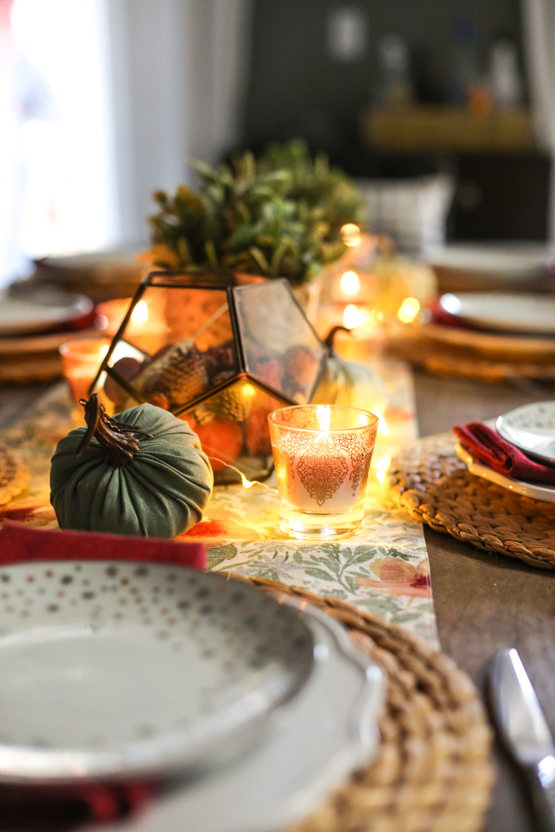 Thanksgiving tablesetting fall tablescape 2017 - Bower Power