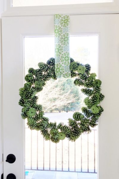 Easy Way to Make a Wreath