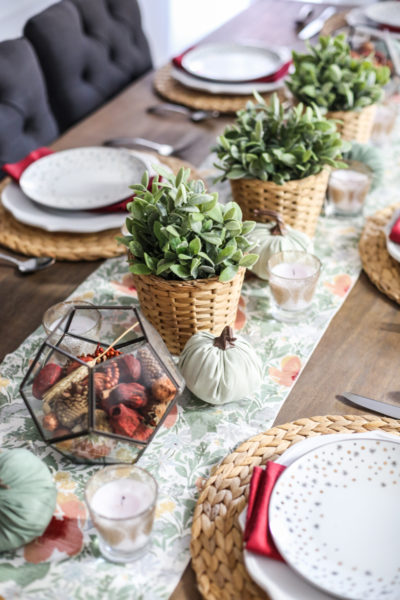 Thanksgiving Tablesetting & My Black Friday Plans